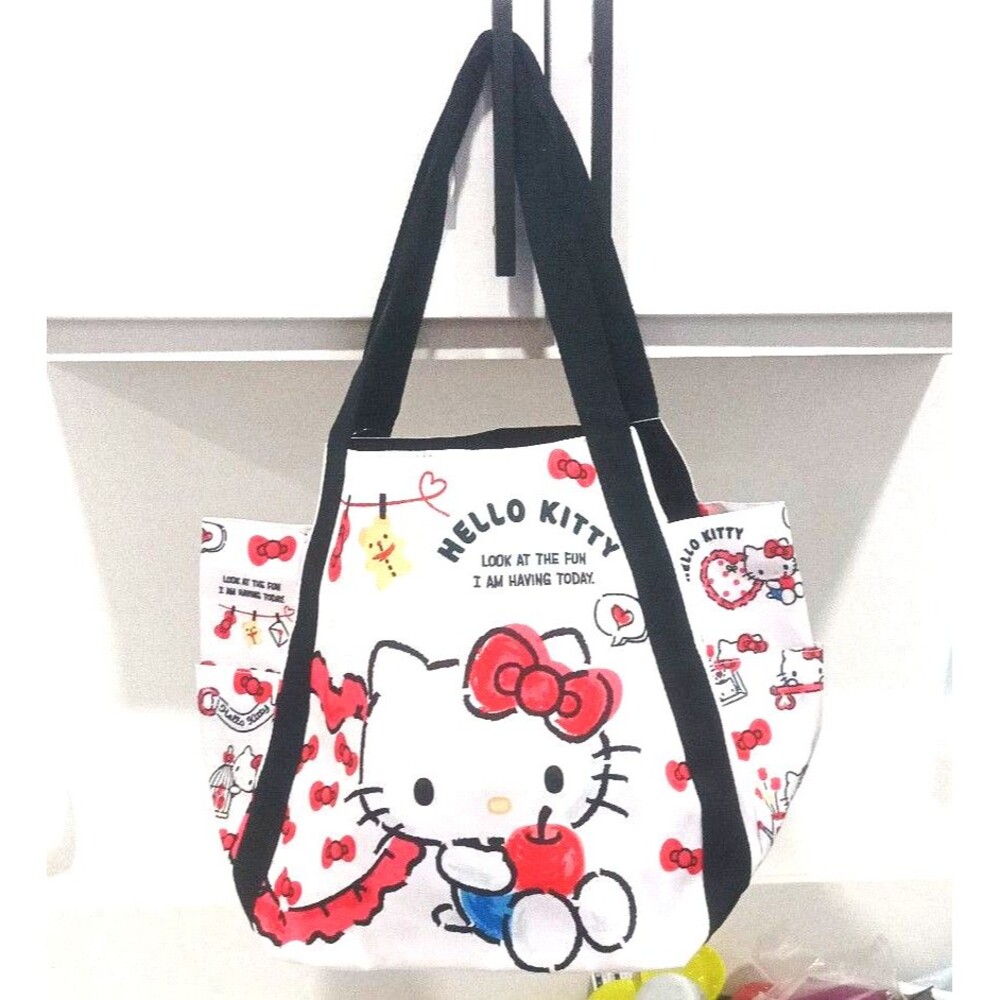 Hello Kitty balloon bag